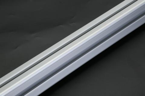 自動(dòng)點(diǎn)膠機鋁框型材