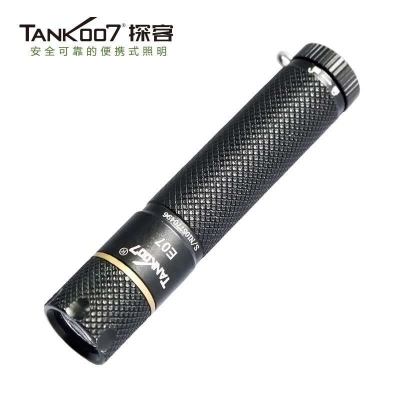 廠(chǎng)家批發(fā)TANK007 E07 LED防水電筒超亮手電筒禮品套裝垂釣