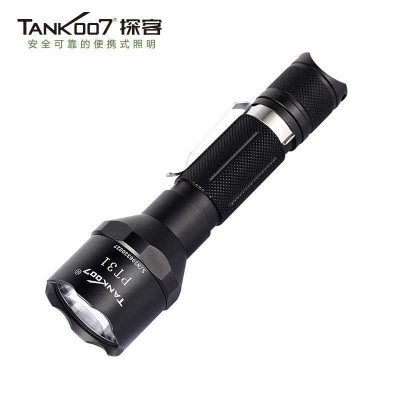 TANK007進(jìn)口LED夜騎露營(yíng)戰術(shù)防身水安全錘超亮遠射手電筒PT31探客