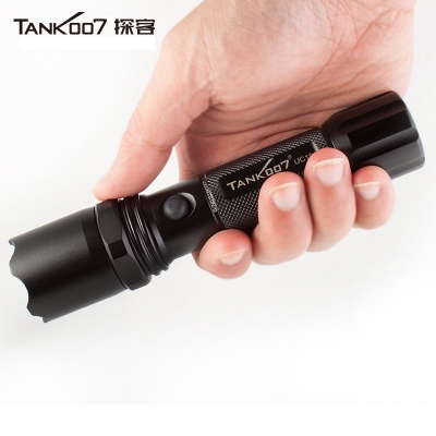 tank007新款UC19超遠射大功率遠程戶(hù)外狩獵執勤，執法，巡邏直充手電筒